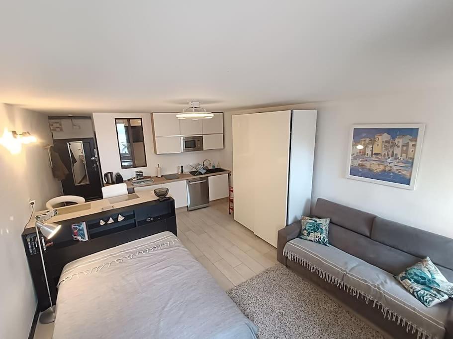 Emplacement Ideal, Vue Mer, Parking Offert Sanary-sur-Mer Exterior foto